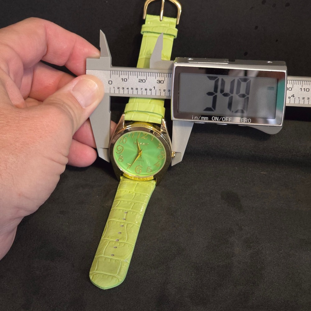 Gossip Watch Women OS Lime Green Croc Embossed Leather Gold Tone GSP513C - Picture 2 of 7